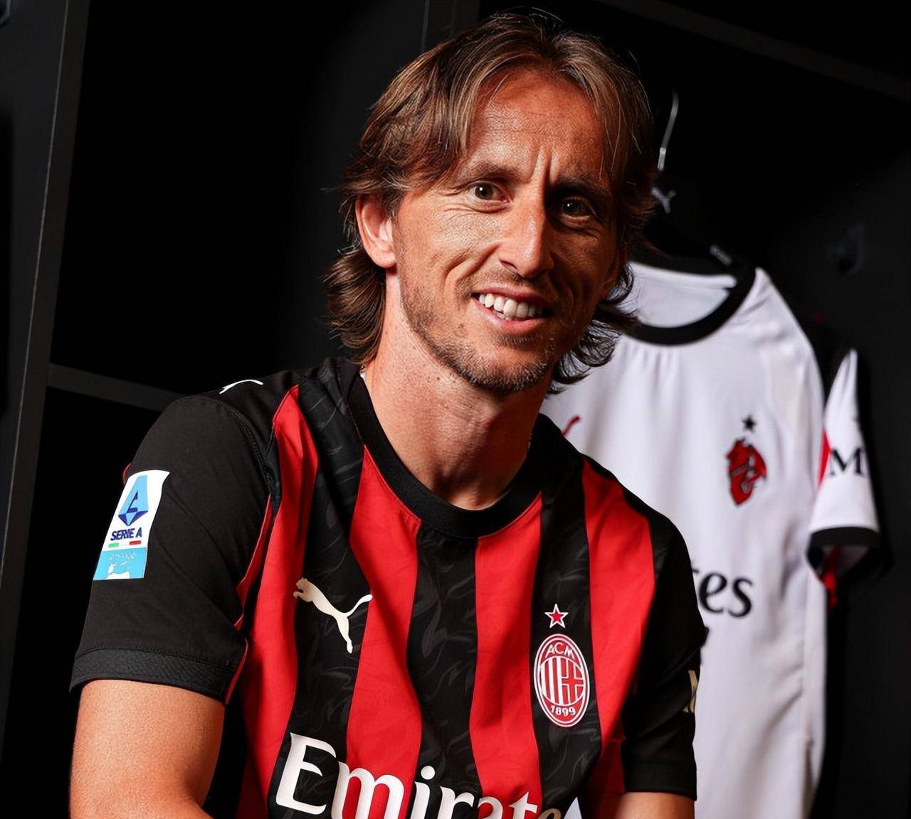 大爆冷！HLE无缘MSI，T1拿下最后一张MSI门票，多兰又王朝了