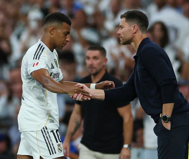 存在感实在太低！马刺锋线大将若继续低迷恐面临被交易风险