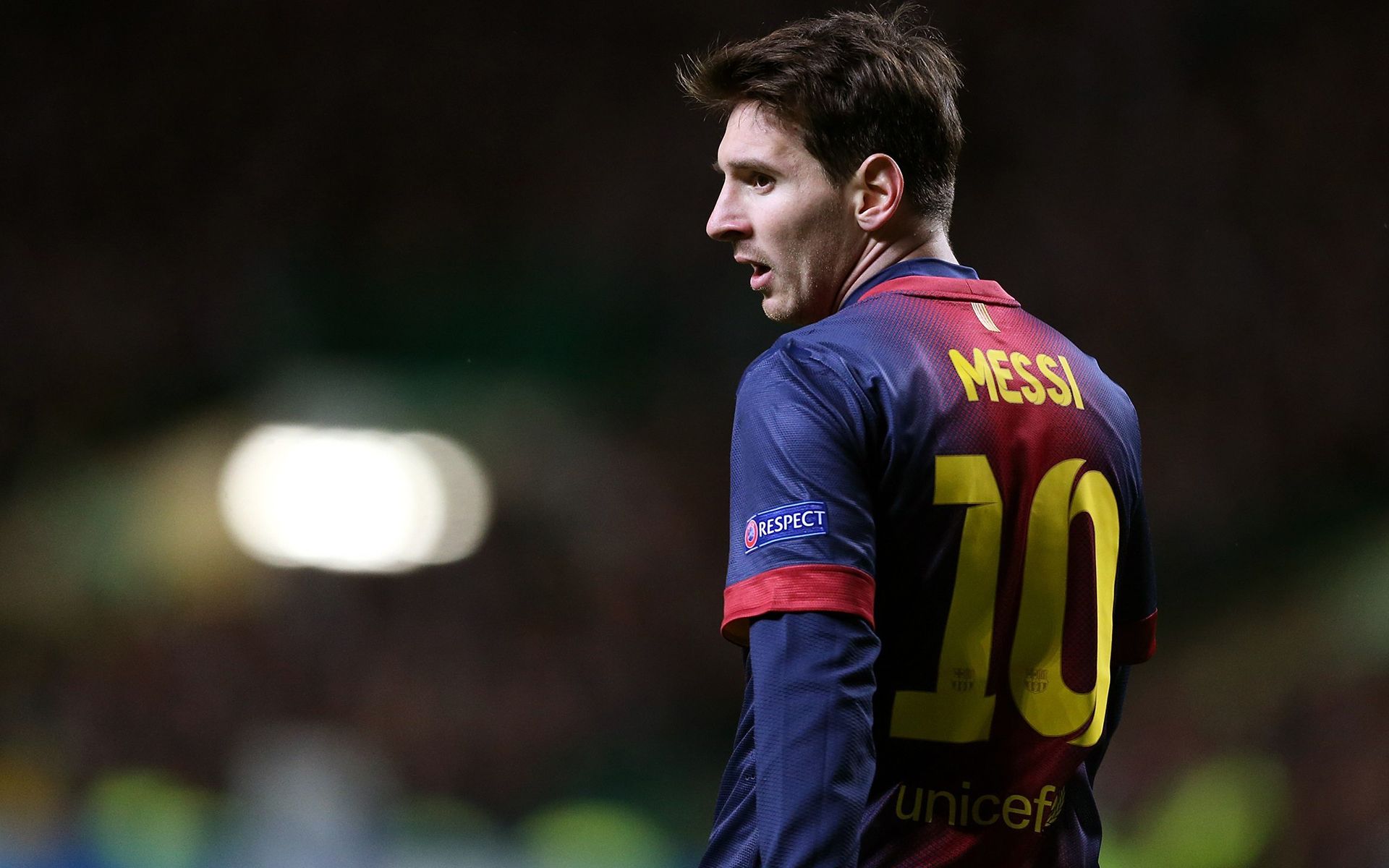 独立报：伯恩茅斯想租恩瓦内里，但他倾向于至少留队至赛季末