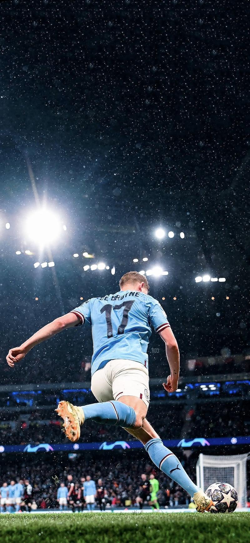 伟大！31+10+9，詹姆斯打出满分表现，为了孩子出场放弃三双数据