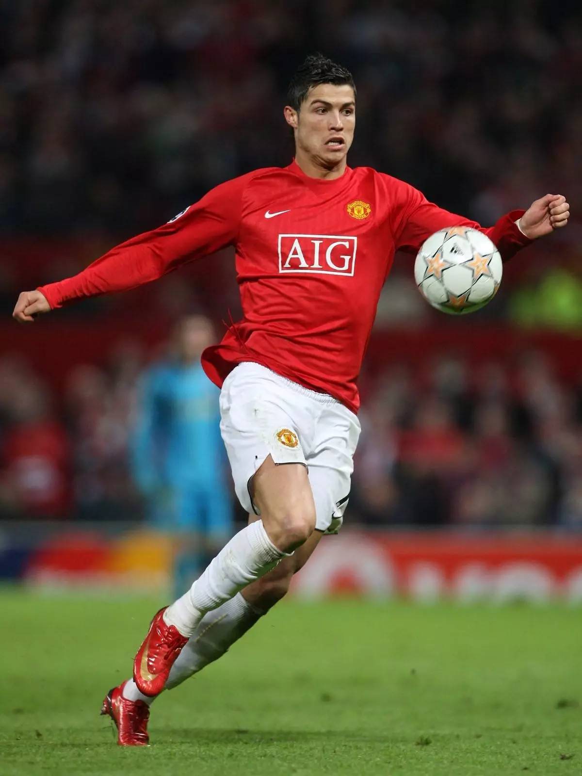 《荒野迷城》公测火爆预约中，再现末日之下的丧尸围城